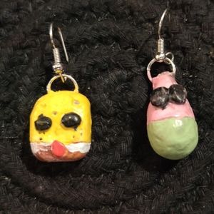 Adorable clay earring inspired by SpongeBob and Patrick
